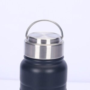 Large Capacity Creative Sports Bottle 18OZ