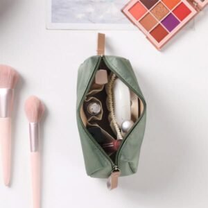 Convenient and simple large-capacity Makeup bag
