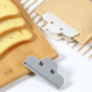 High Quality Custom Plastic Bag Sealing Clips with LOGO