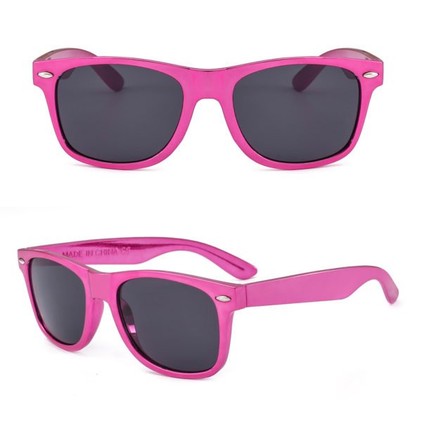 Fashionable QualitSunglassesith Ultraviolet Protection