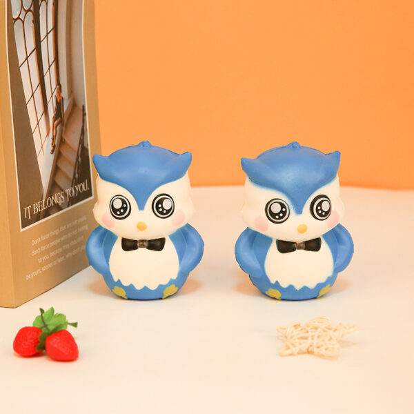 Slow Rebound Big-Eyed Penguin Stress Ball - 图片 2