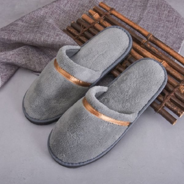 Coral Fleece Premium Slippers With Logo - 图片 2