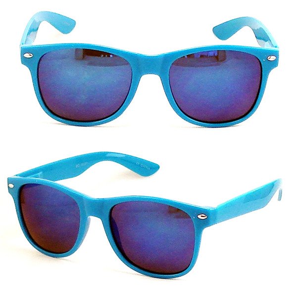 Sunglasses with Mirror Lenses - Image 2
