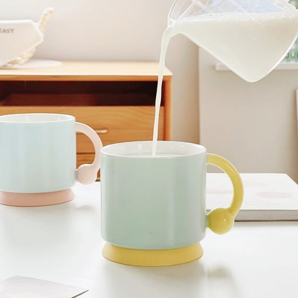 Color-coded Ceramic Mug With Silicone Base 13oz - Image 2