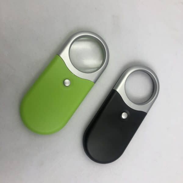 Hand-held Magnifier with Light - Image 3
