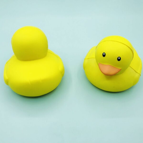 Slow-Rebound Little Yellow Duck Stress Ball - 图片 3