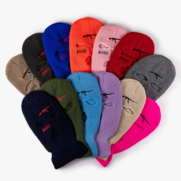 Three-hole Embroidered Knit Beanie - 图片 3