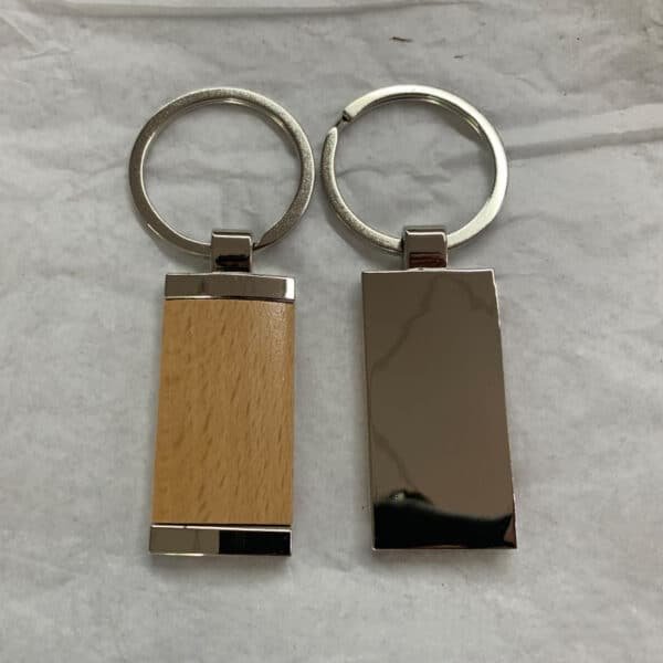 Customizable Rectangular Wooden Keychain - Image 3