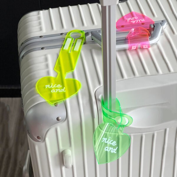 PVC Fluorescent Love Luggage Tag - 图片 3