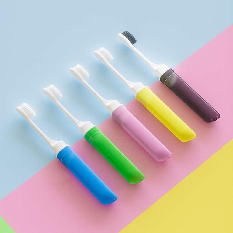 Colorful Folding Soft Bristle Adult Toothbrush - 图片 3