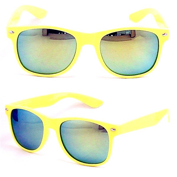 Sunglasses with Mirror Lenses - Image 3