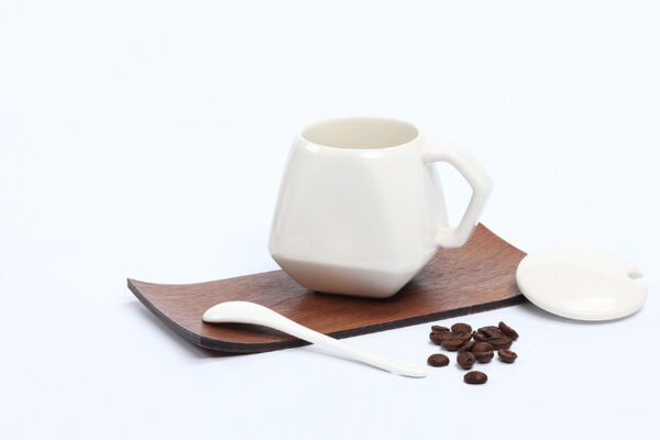 Glossy Diamond-Shaped Ceramic Mug - Image 3