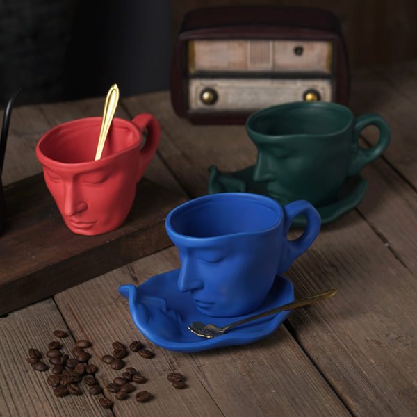 Exquisite Kiss Ceramic Mug with Ears 9OZ - 图片 3