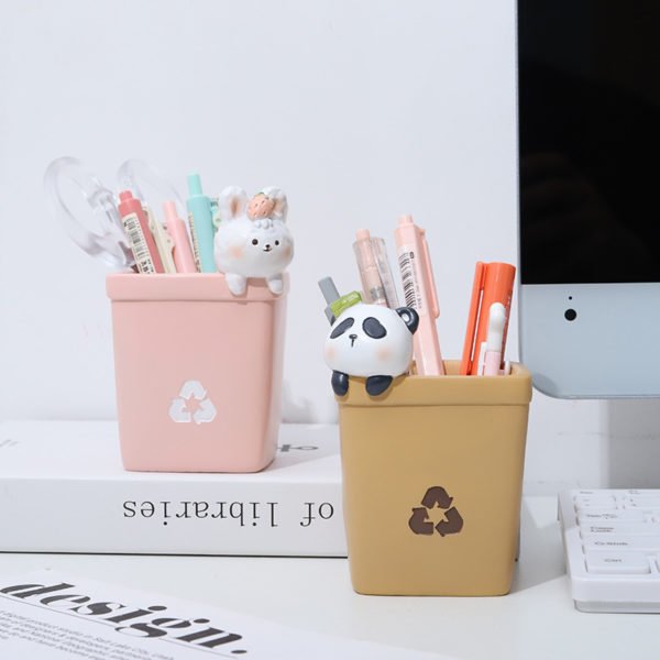 Dustbin Shaped Resin Pen Holder With Cartoon Animals - Image 4