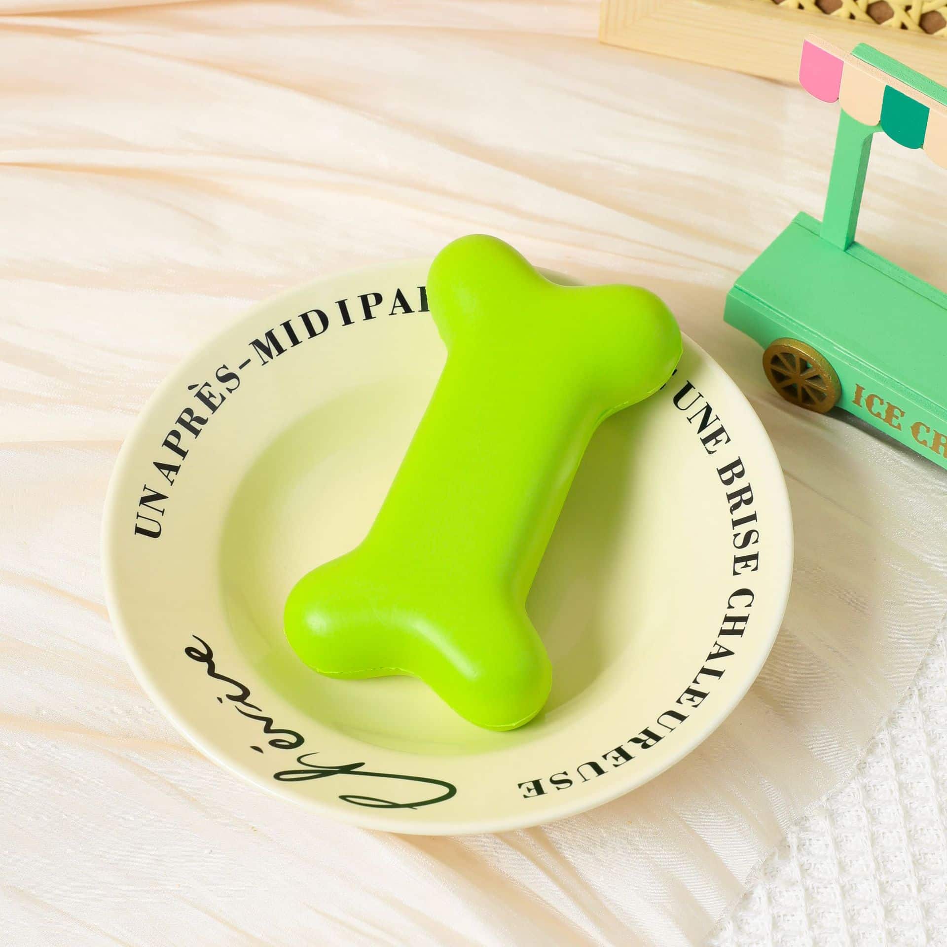 Slow Rebound Bone Stress Ball - 图片 4