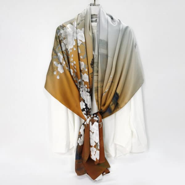 Large Satin Square Bandana - 图片 4