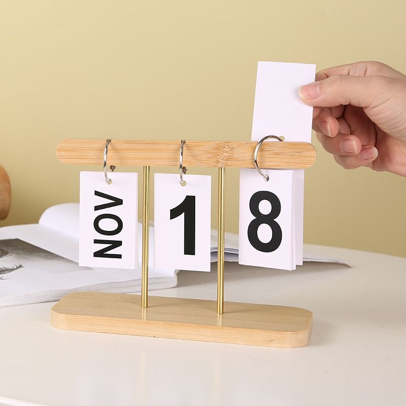 Modern Minimalist Wooden Calendar - 图片 5