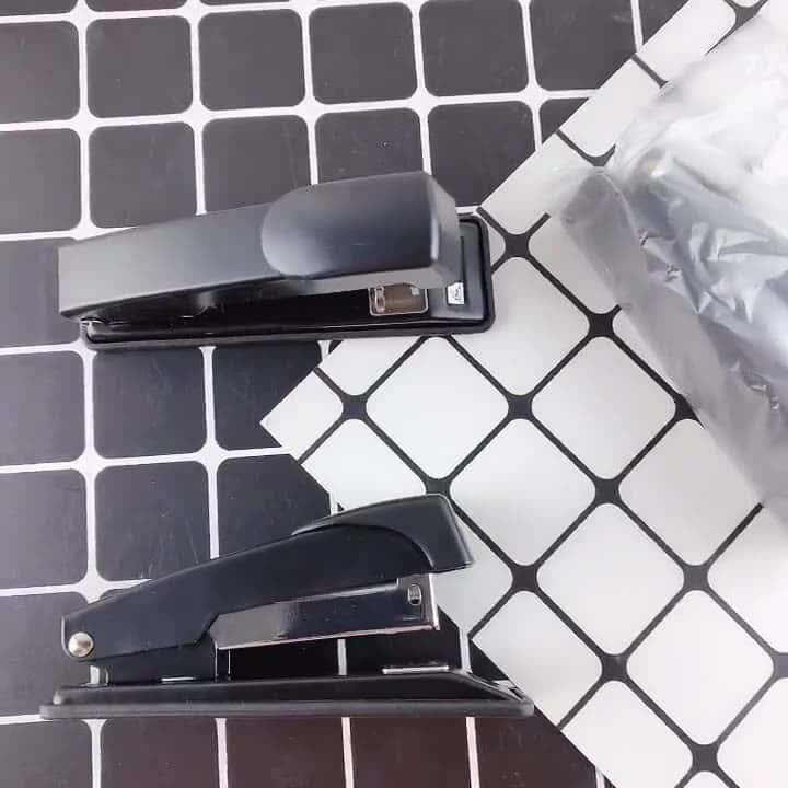 Durable Ergonomic Handheld Stapler - Image 5