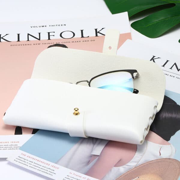 Portable PU Eyeglasses Pouch - Image 6